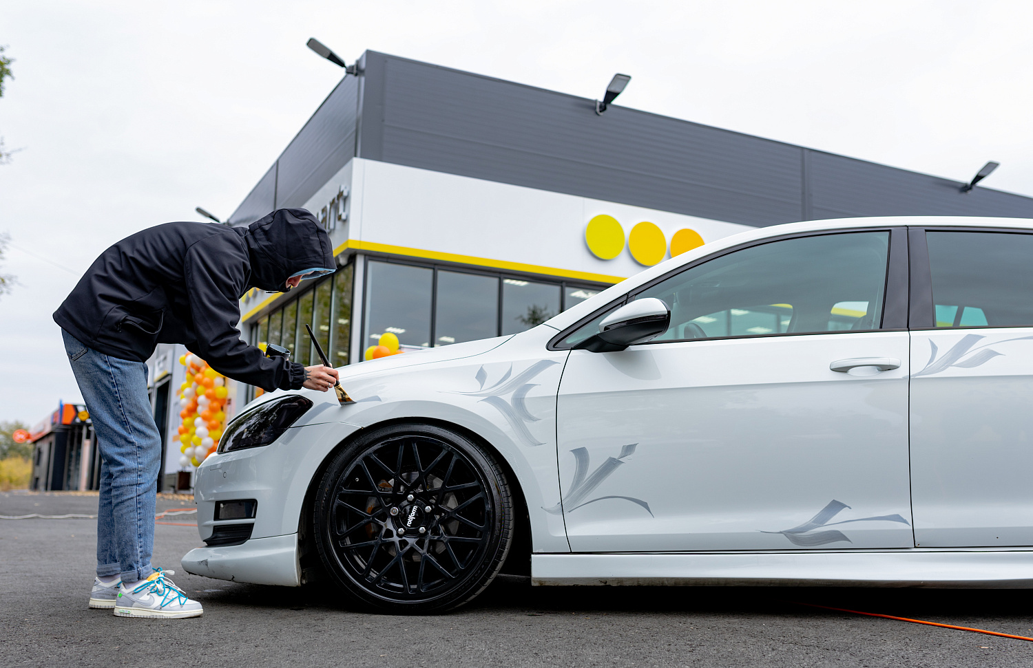 Фотоотчет с праздничного открытия в городе Е